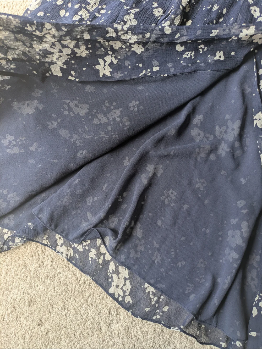 Burberry Brit Silk Navy Floral V-Neck Midi Dress Wedding Guest Brunch Summer - Picture 5 of 14